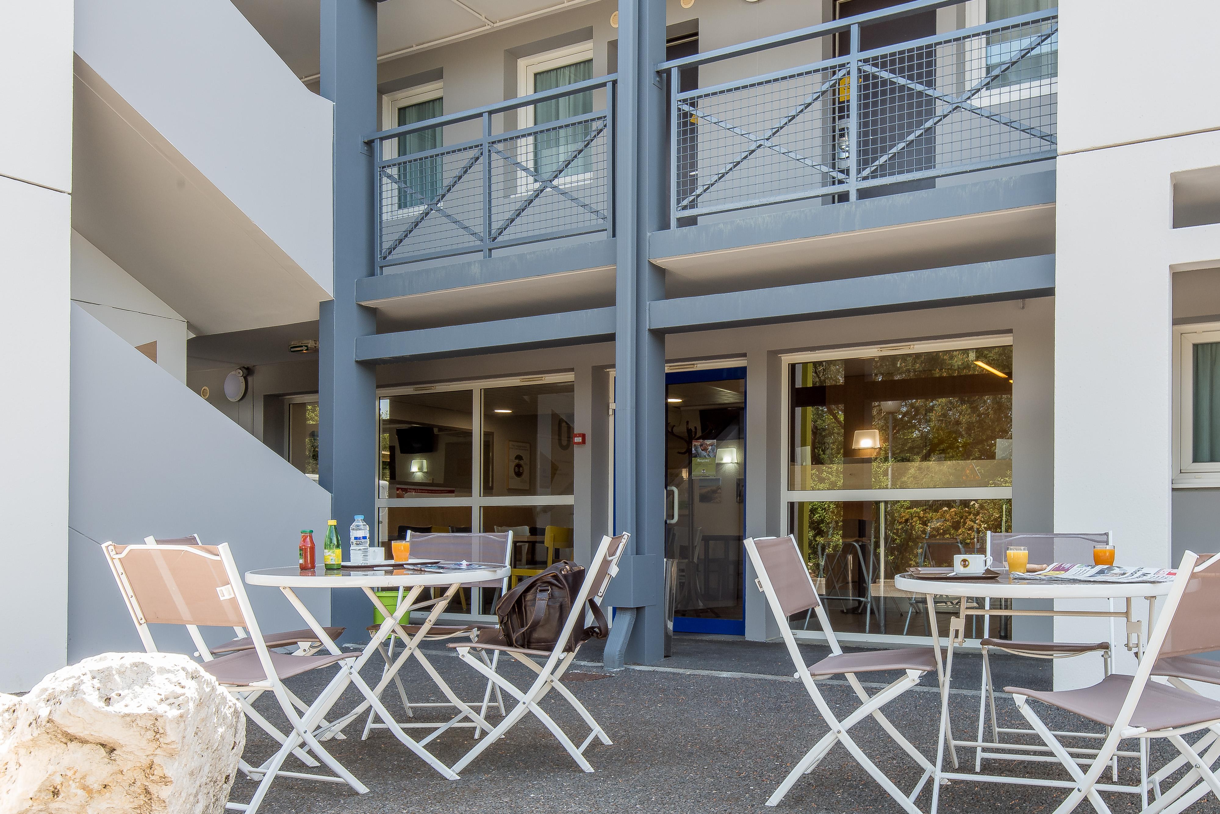 B&B HOTEL Bordeaux Mérignac Hôtel de Ville Exterior foto