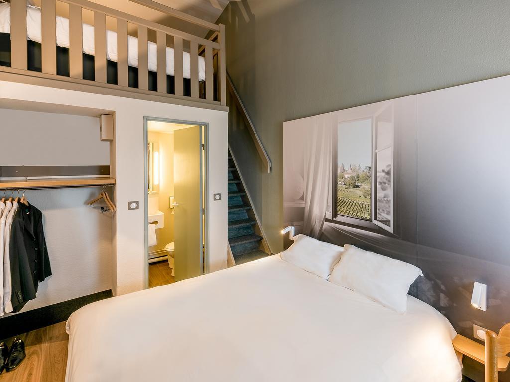 B&B HOTEL Bordeaux Mérignac Hôtel de Ville Exterior foto